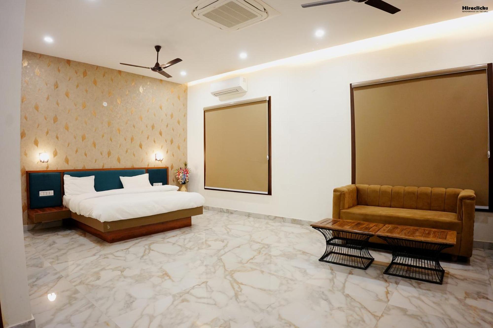 The Krati Resort & Convention Centre Bareli Kültér fotó
